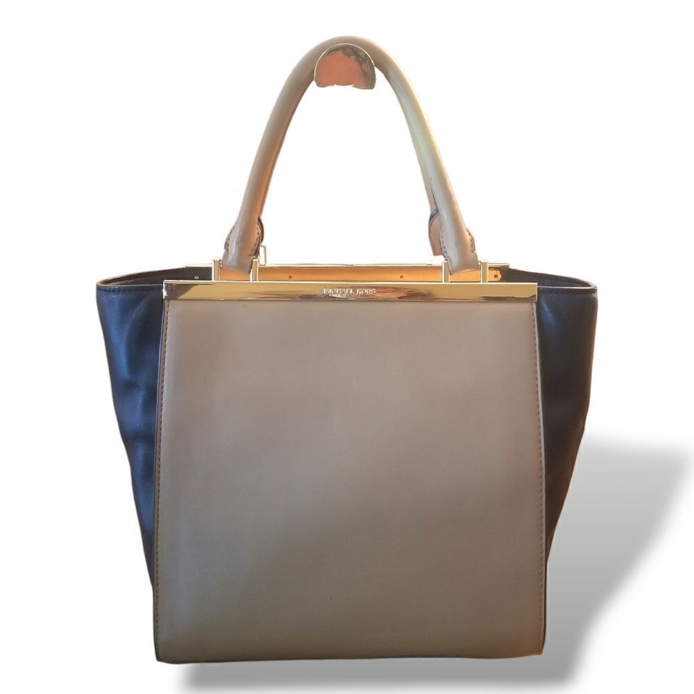 ⭐️ Michael Kors Medium Lana Suntan/Black Colorblock Leather Handbag